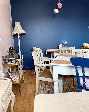 Dot.Teas Vintage Tea Boutique