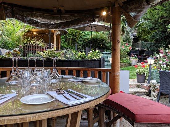 River Rat Cellar & Kitchen