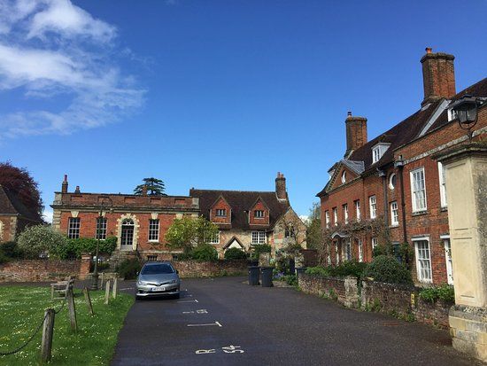 Mompesson House