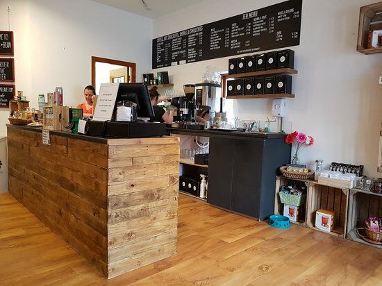 Tip, Leaf & Bean Cafe