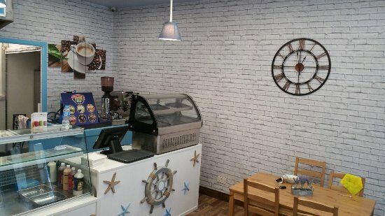 Alpha Greek Cafe & Grill